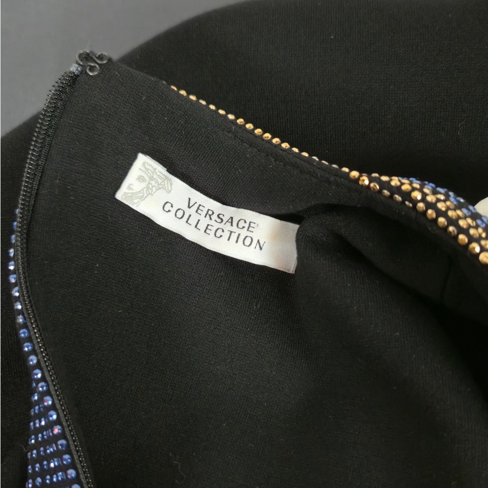 Versace Dress Worn by Princess Charlene of Monaco - Picture 5 of 8